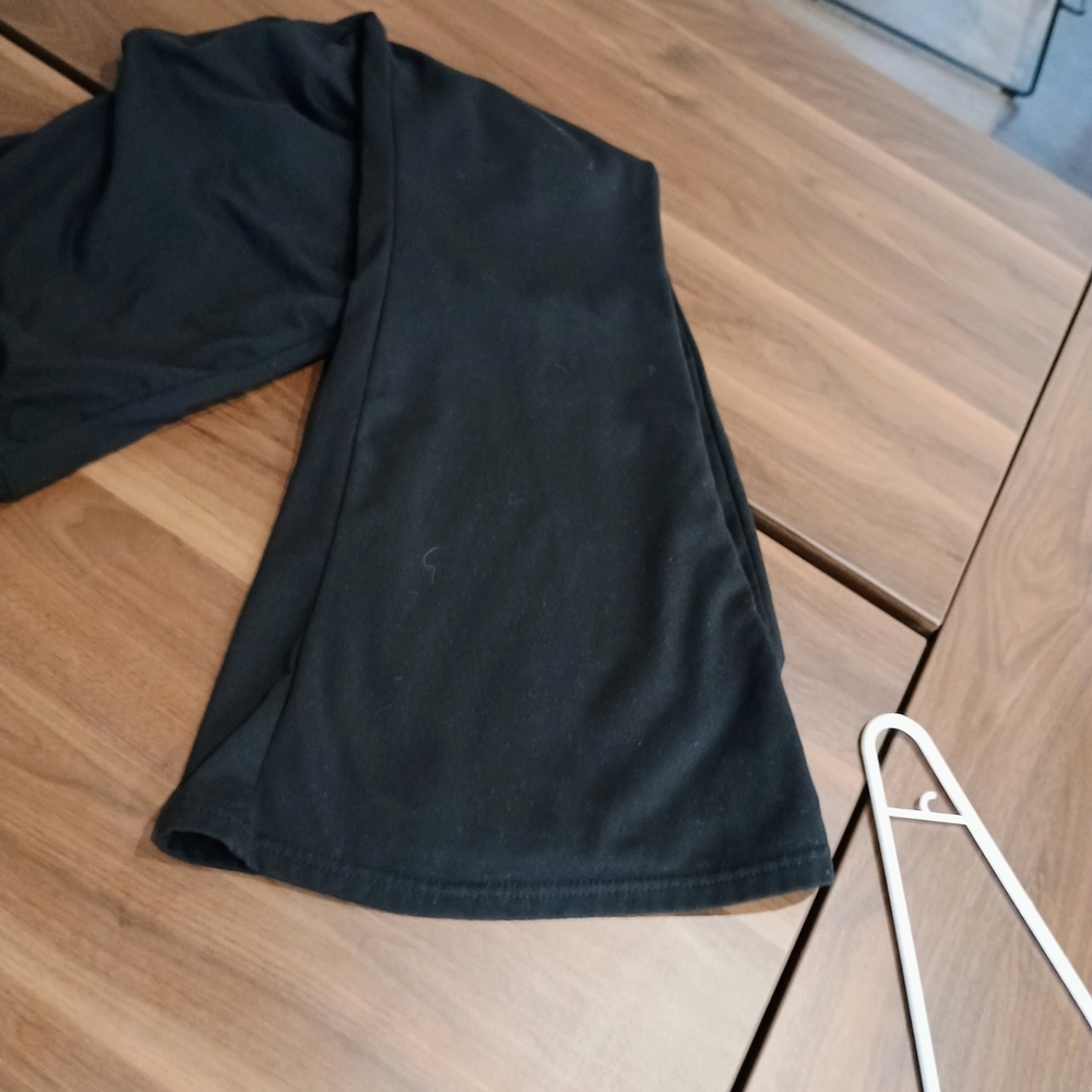 Black Women's Wide Leg Leggings - Picture 3 of 4